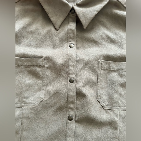 Vintage Jones Wear Sport Soft  Tan Button Down Shirt Womens size 16​ - Picture 3 of 9